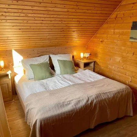 Vakantiehuis Blauvogel 4 *