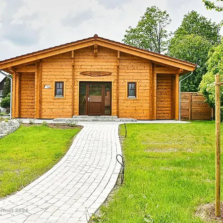 Vakantiehuis Blauvogel 4 *